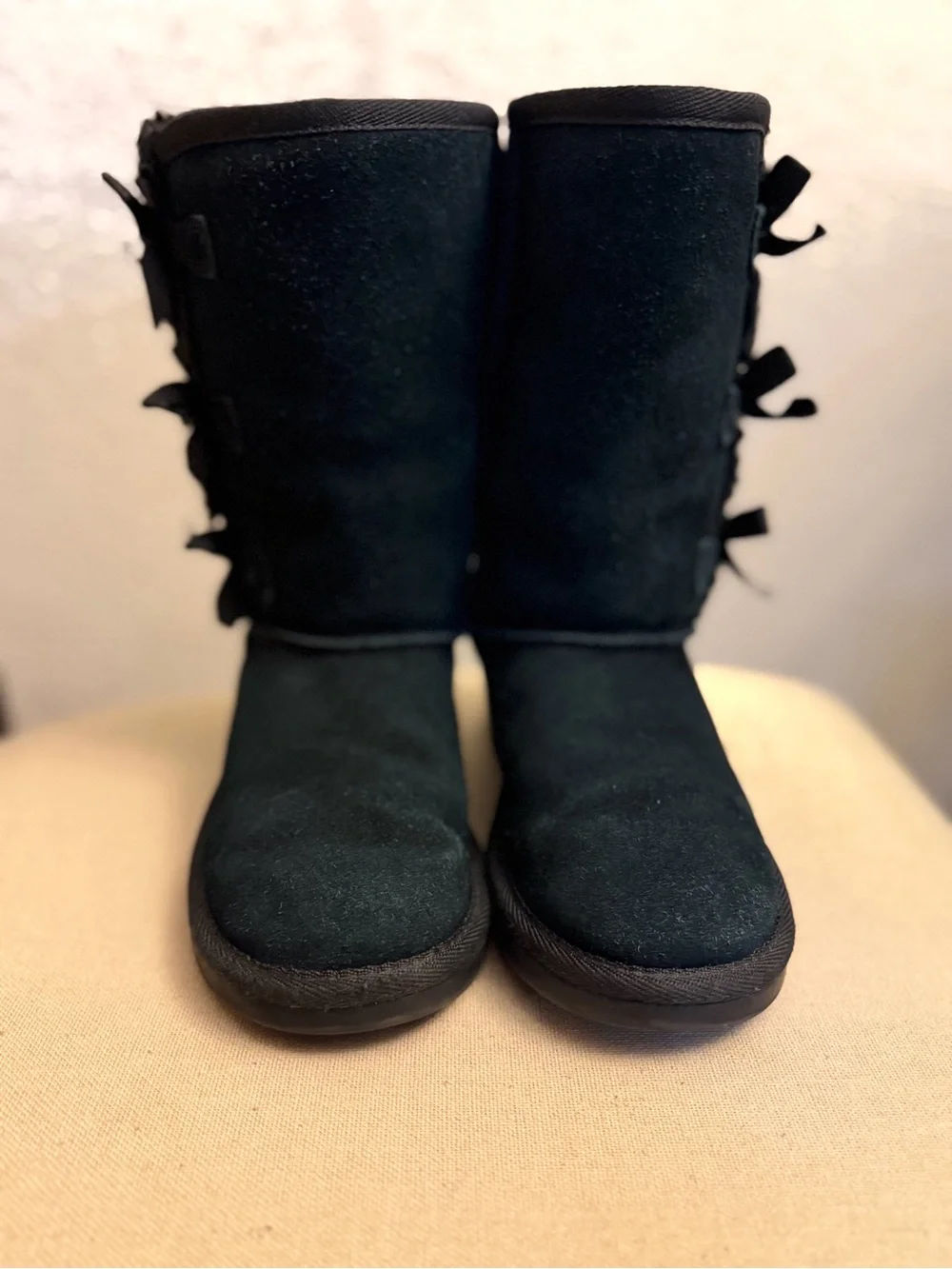 Koolaburra By UGG girls Black Suede Victoria Bow-Back Winter Boots Sz-1.  K